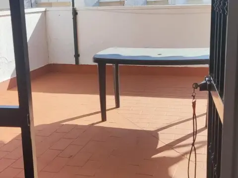 Casa en calle Isidro Pinedo