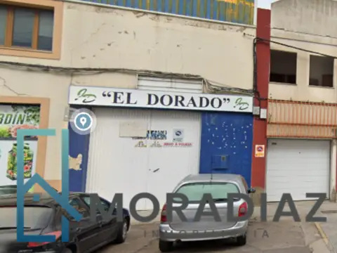 Local comercial en calle de las Canalejas