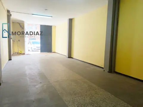 Local comercial en calle de las Canalejas