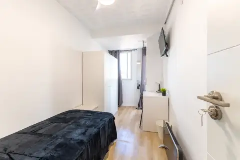 Habitación en Carrer de Reig Genovés, 32