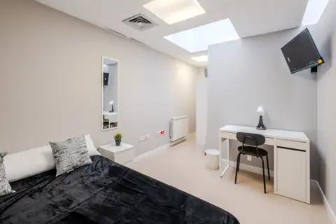 Habitación en calle de Arturo Soria