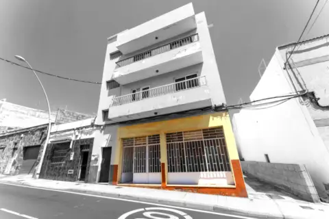 Piso en calle Arafo, 40