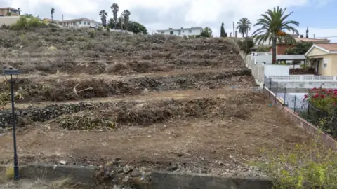 Terreno en calle de Mesa del Mar, 11