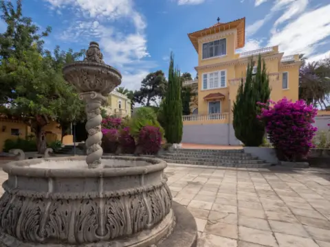 Casa en calle de Tomás Quevedo Ramírez