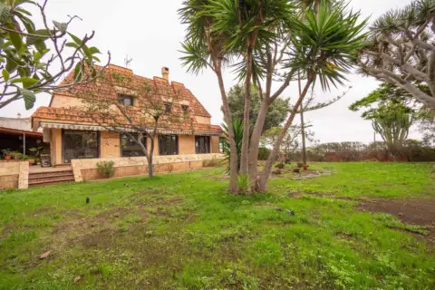 Chalet en Camino Los Lagares A