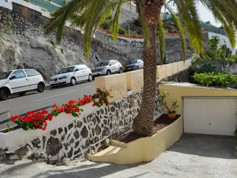 Piso en Carretera General C2214, 4