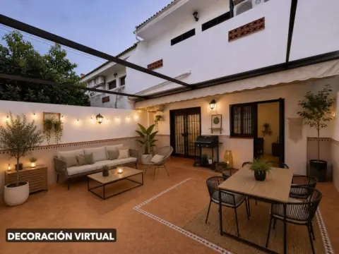 Chalet adosado en Avenida de Retamar