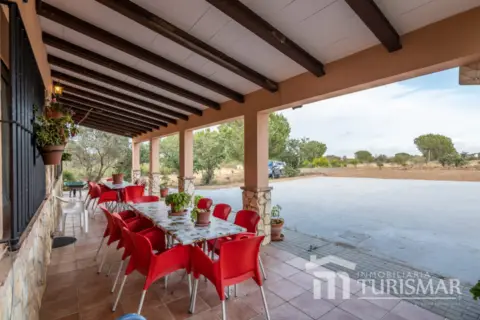 Casa rústica en Vía Finca El Águila , nº 1