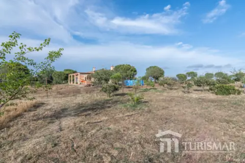 Casa rústica en Vía Finca El Águila , nº 1
