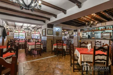 Local comercial en Paseo de la Ribera, 1