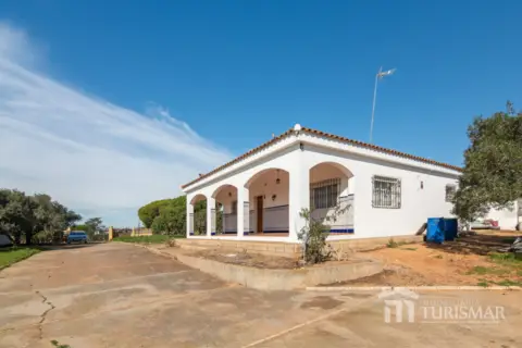 Chalet rústico en calle Pozo del Camino, nº 1