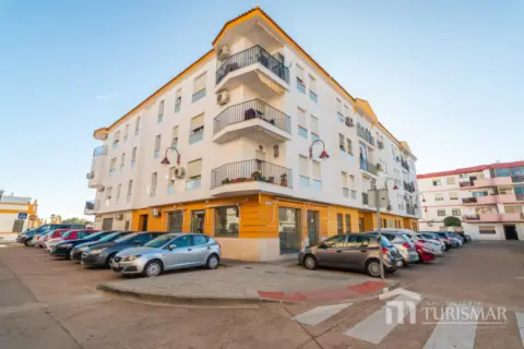 Nave comercial en calle Zufre, 1
