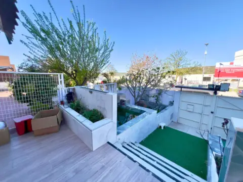 Chalet pareado en Casco