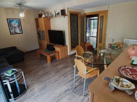 Chalet adosado en Hispanoamérica-Las Comunidades