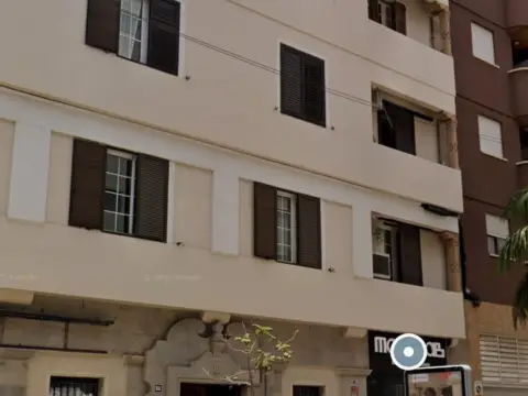 Piso en calle Ramon Y Cajal