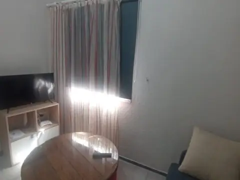 Apartamento en calle Virgen de los Reyes