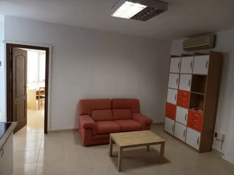 Apartamento en calle Verdugo y Massieu