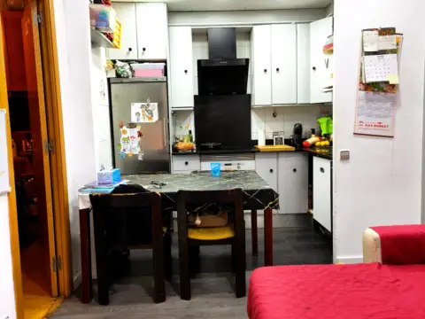 Piso en Avenida Isabel ´La Católica´