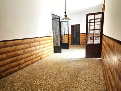 Casa en calle de Miraflores, 1