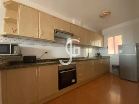 Piso en calle Celestino Glez Padron