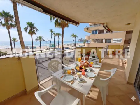 Apartamento en Avenida del Papa Luna, 17
