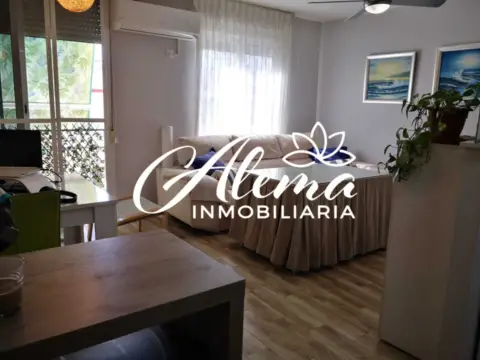 Piso en Ciudad Jardín-Zoco