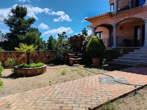 Chalet unifamiliar en calle Monasterio San Andrés Arroyo, 3