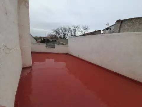 Casa adosada en calle de Robradiza, 1