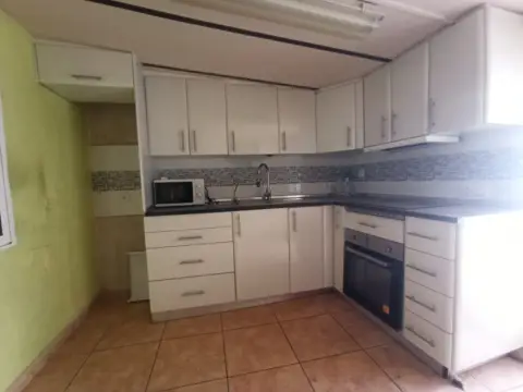 Casa adosada en calle de Gibraltar Español, 1