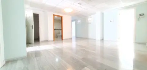 Oficina en Carrer del Marqués de Campo