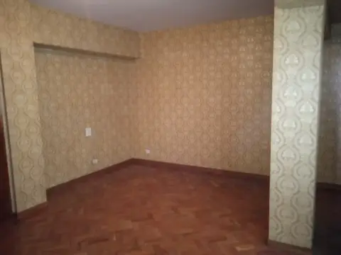 Piso en calle de Federico Tapia