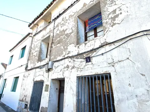 Chalet pareado en calle del Doctor Gonzálvez, 1