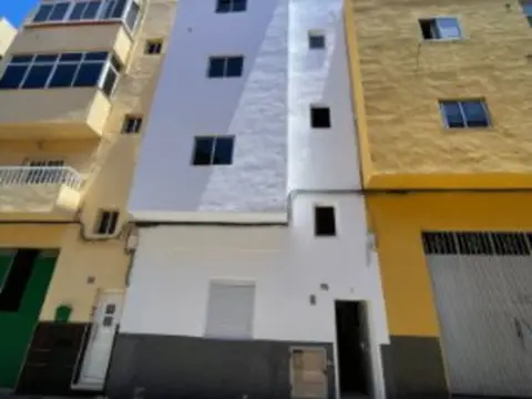 Edificio en calle San Pedro