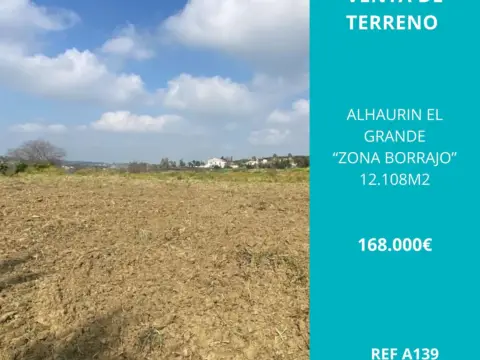 Terreno en calle Borrajo