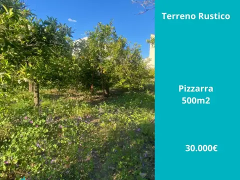 Terreno en Pizarra