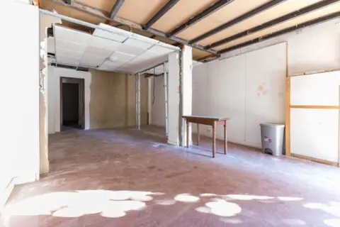 Local comercial en Carrer d'Alcàsser