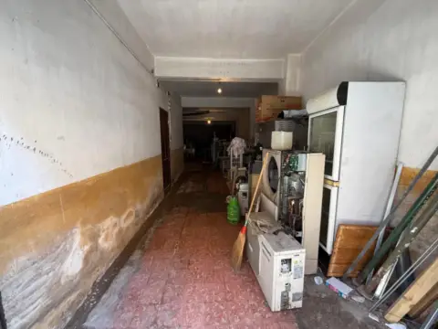 Local comercial en Carrer Cebriàn Mezquida