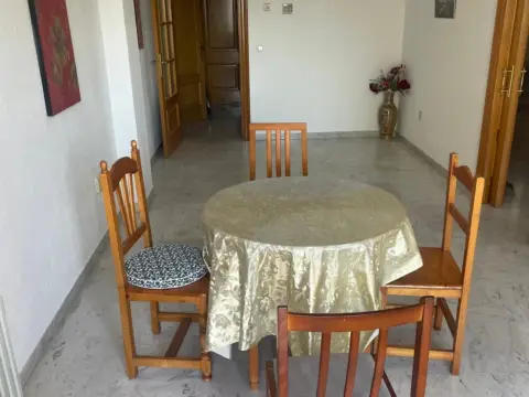 Piso en calle Doctor Mesa Moles