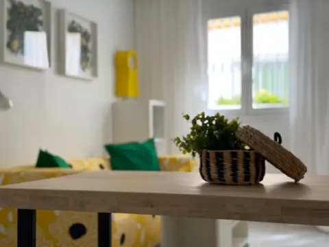 Apartamento en calle Parra Alta de Cartuja