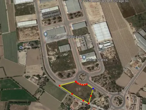 Terreno en Carrer Rastrilladores