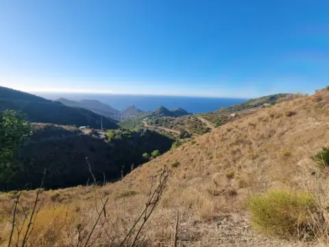 Terreno en Capistrano-Cueva de Nerja