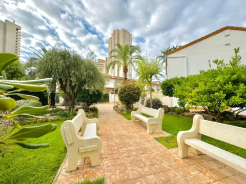 Chalet adosado en Avenida de Juan Fuster Zaragoza