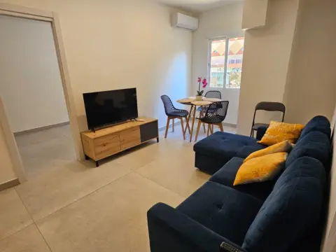 Edificio en Playa de San Juan