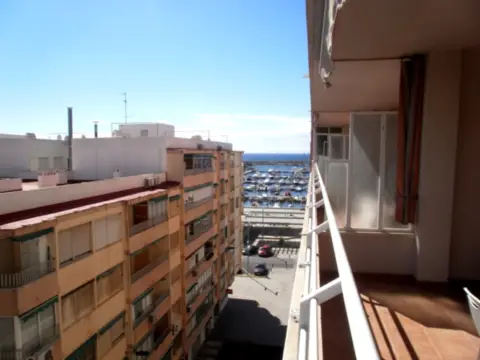 Apartamento en calle de Alfonso XII, 1