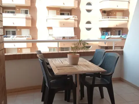 Apartamento en calle Amplaries, 27