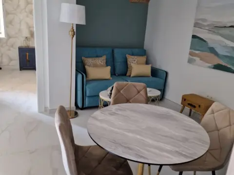 Piso en calle Nueva de San Antón