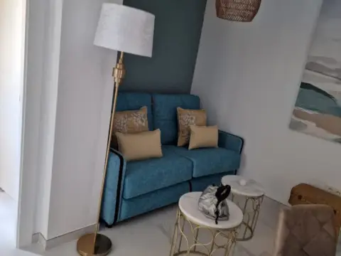 Piso en calle Nueva de San Antón