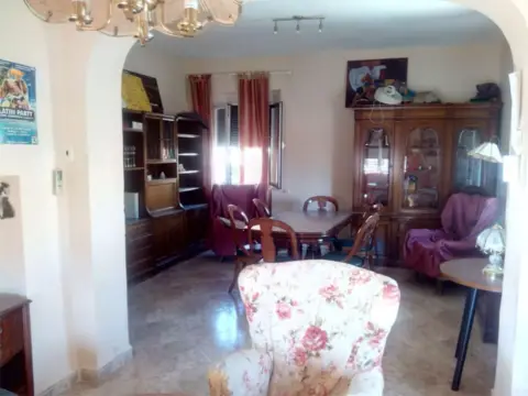 Piso en Avenida del Capitán Moreno