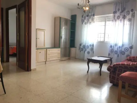 Piso en calle de Miguel Ruiz del Castillo