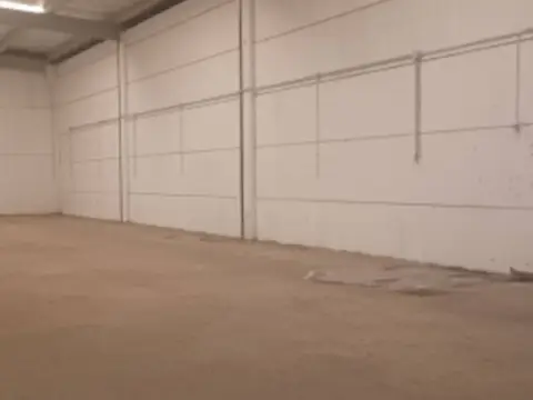 Nave industrial en Avenida de Jerónimo de Valencia, 1